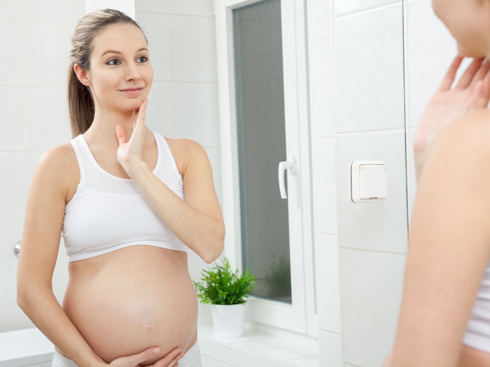 Pregnancy Safe Skincare Ingredients: What You Need to Know! – esmi