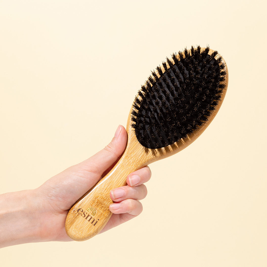 Hair brush outlet